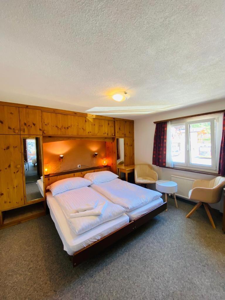 Hotel Old Jnn Клостерс Экстерьер фото