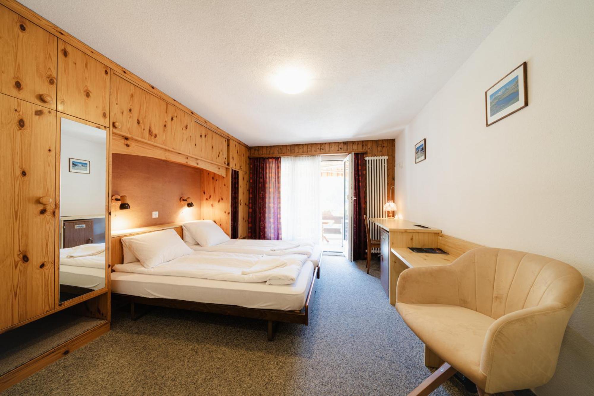 Hotel Old Jnn Клостерс Экстерьер фото